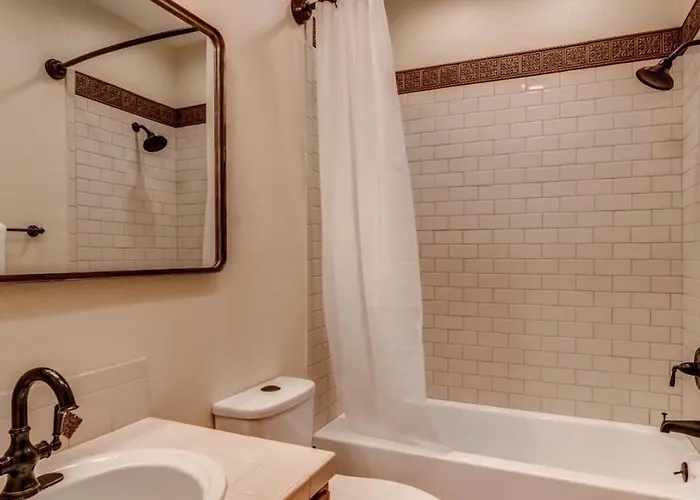 A Spectacular Retreat With Amazing Mountain Views! Apartment Tucson